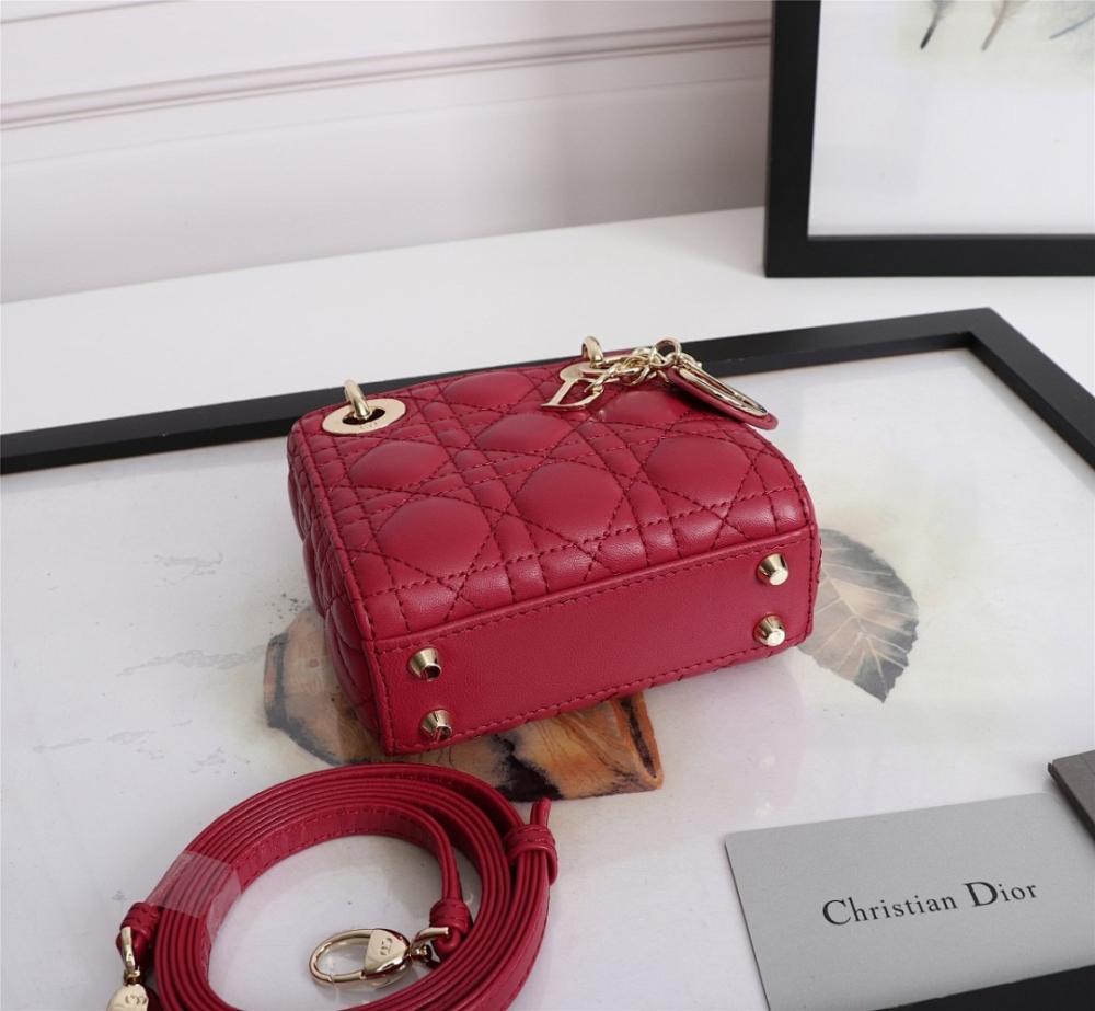 Luxury Stylish Pink Lambskin Bag