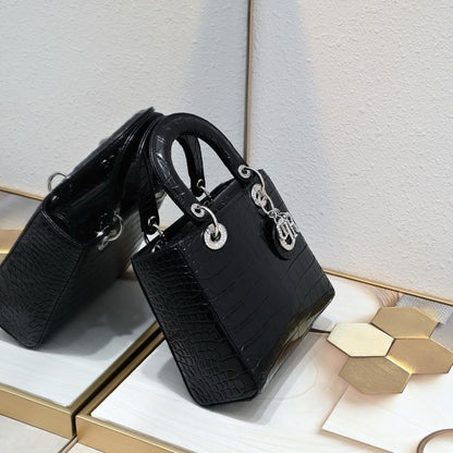 Luxury Quilted Leather Bag – Special Edition