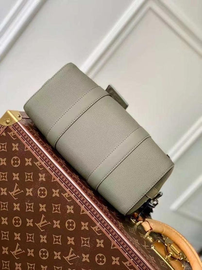 Elegant Refined Calfskin Shoulder Bag