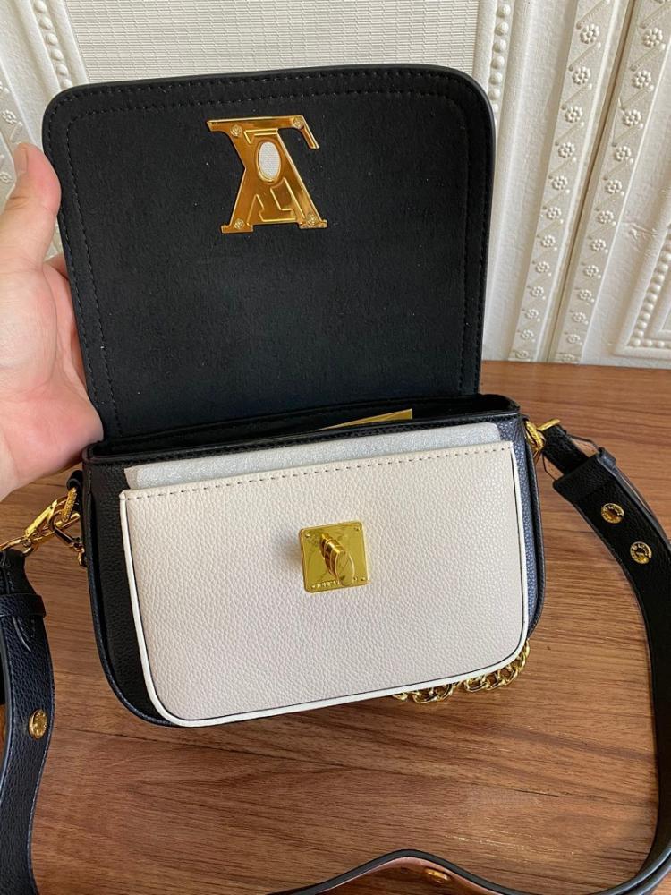 Elegant Stylish Calfskin Shoulder Bag