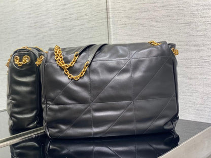 Classic Shoulder Bag