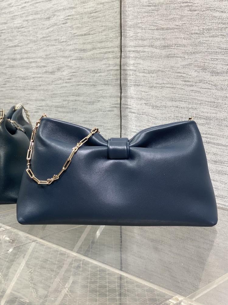Elegant Leather Top Handle Bag