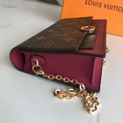 Modern Italian-Inspired Leather Crossbody Bag