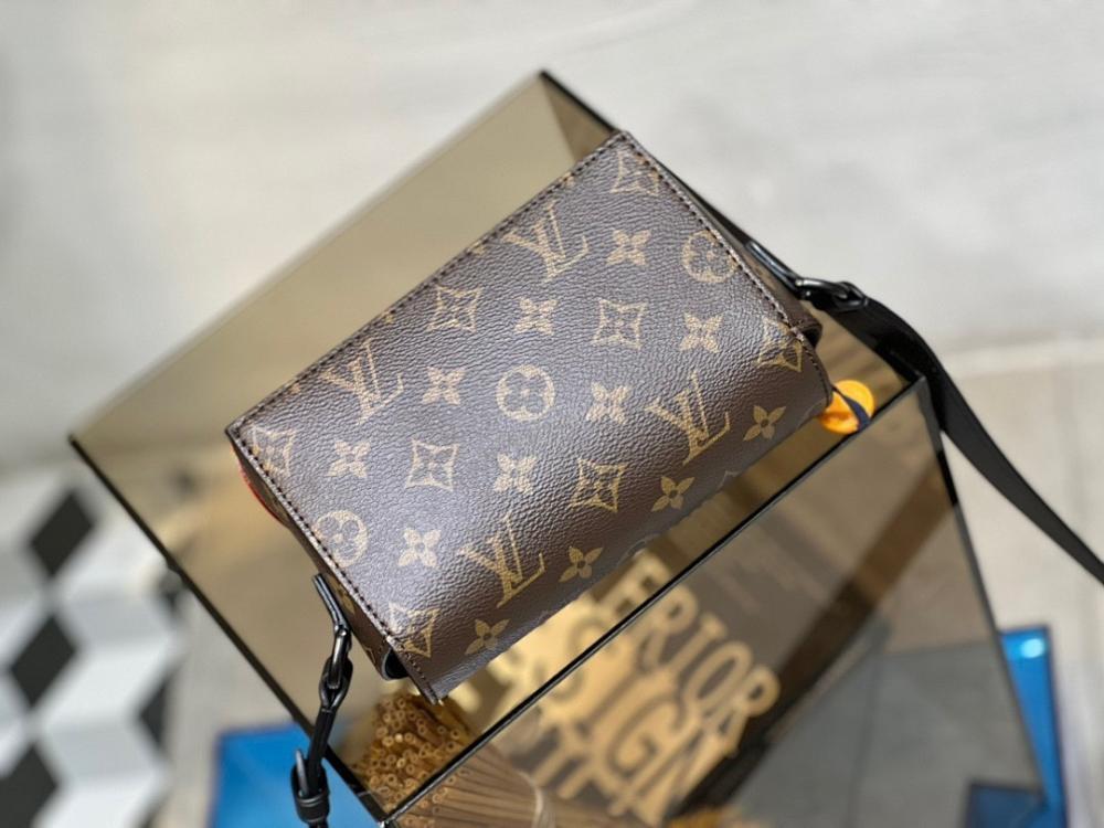 Stylish Refined Shoulder Bag