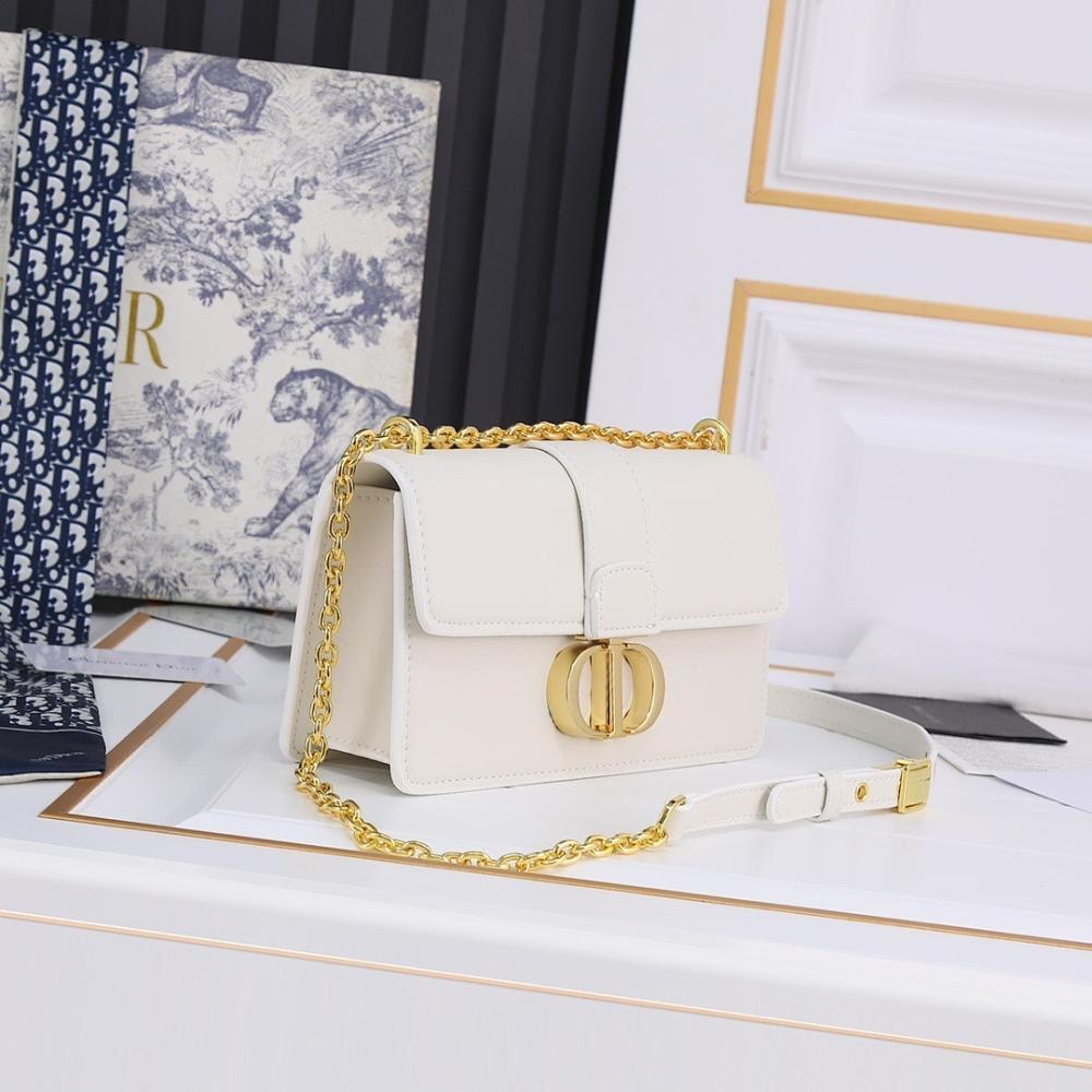 Modern Elegant Shoulder Bag