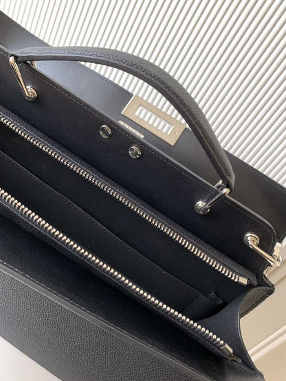 Classic Shoulder Bag