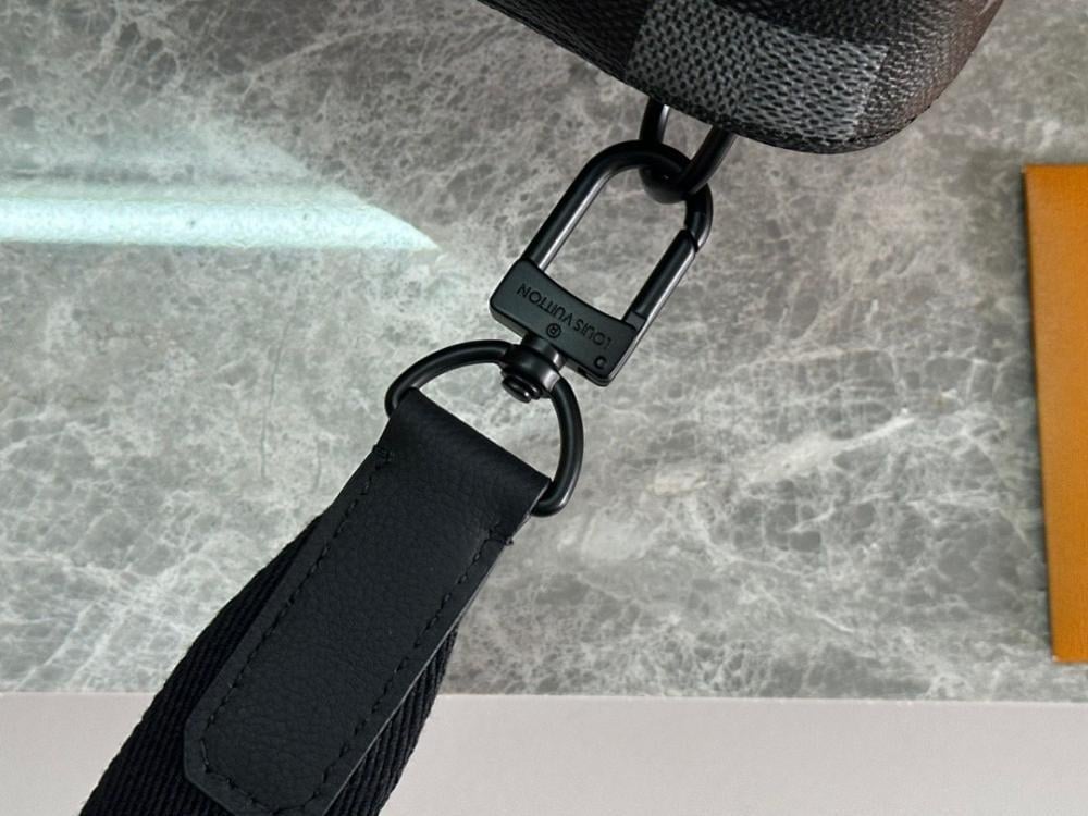 Luxury Stylish Black Top Handle Bag