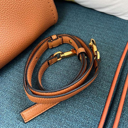 VLogo Signature Calfskin Shoulder Bag