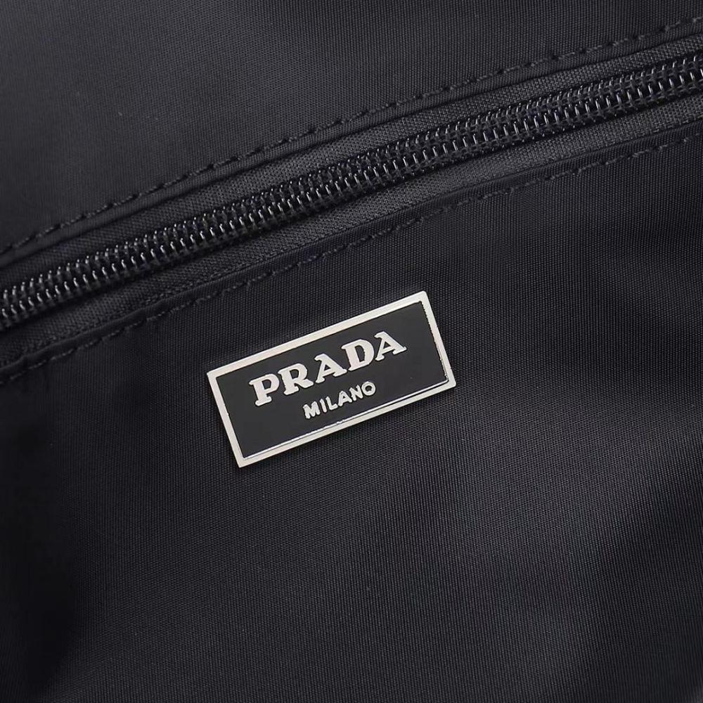 Modern Refined Top Handle Bag