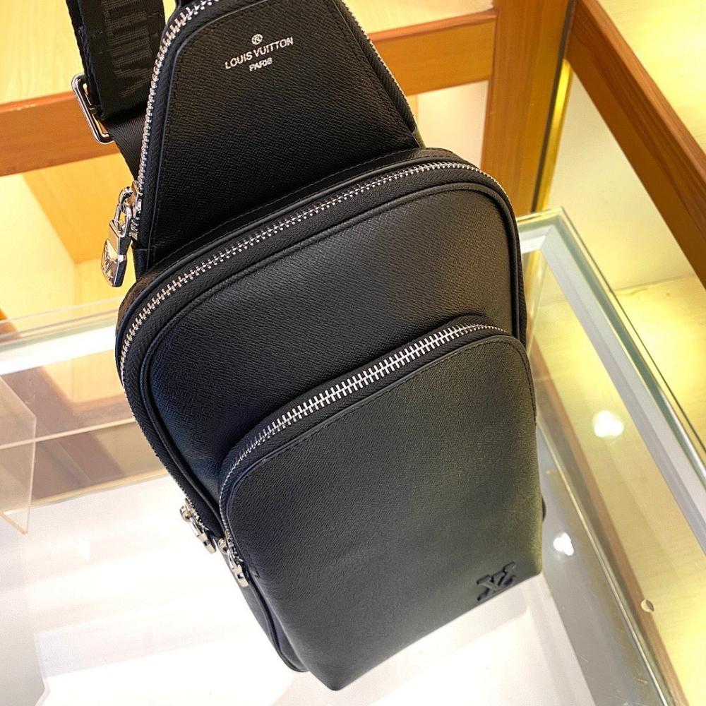 Modern Refined Leather Shoulder Bag