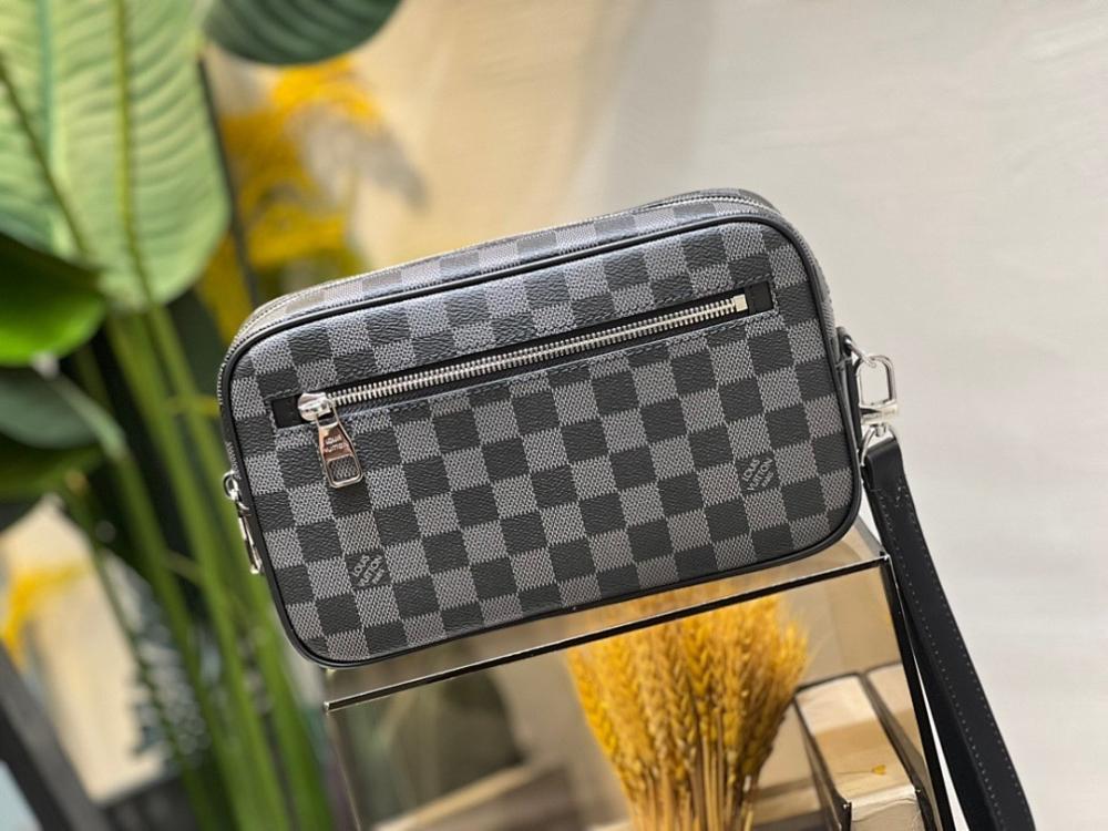 Classic Elegant Leather Bag