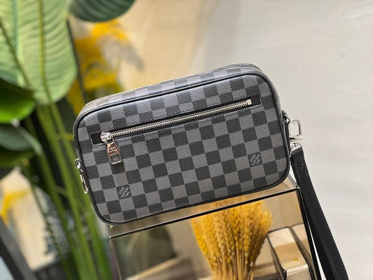 Classic Elegant Leather Bag