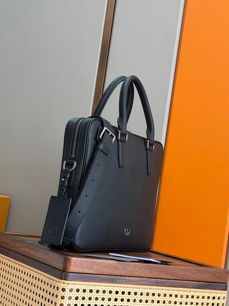 Modern Italian-Inspired Black Leather Crossbody Bag