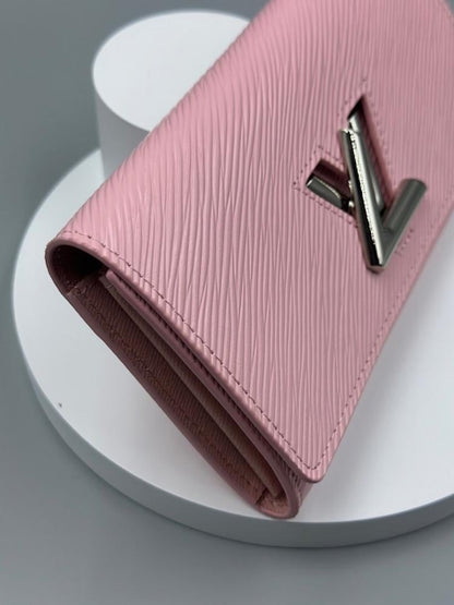 Twist Leather Wallet