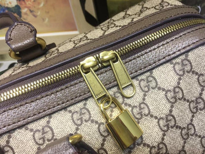 Elegant Shoulder Bag – Limited Edition