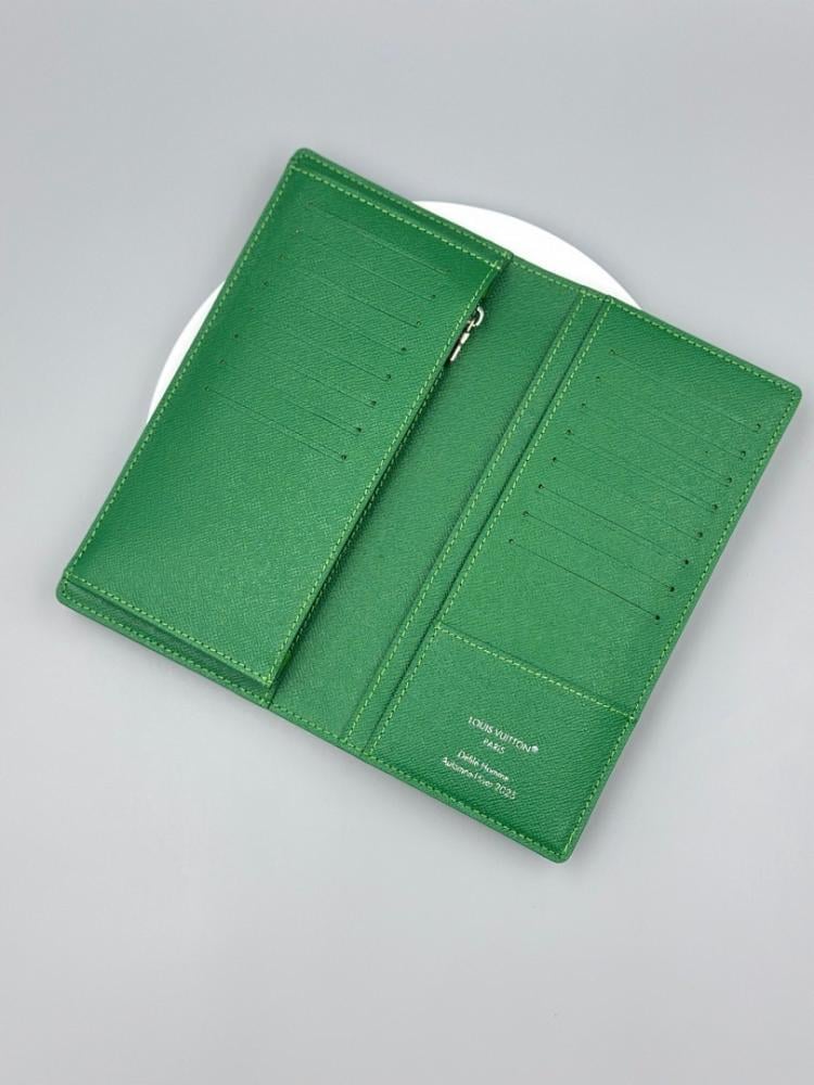 Stylish Refined Monogram Wallet