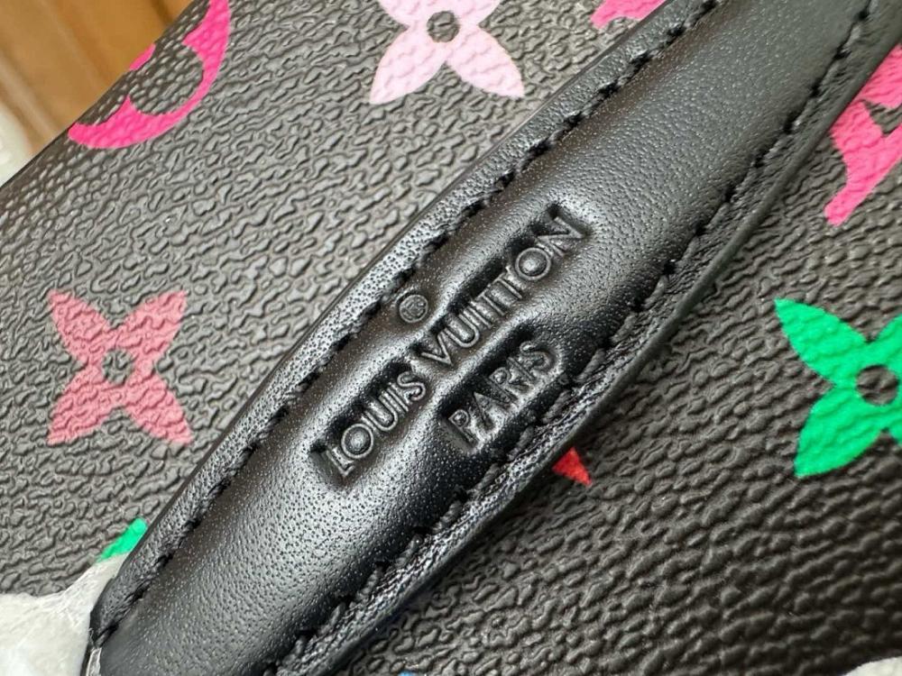 Modern Elegant Black Bag