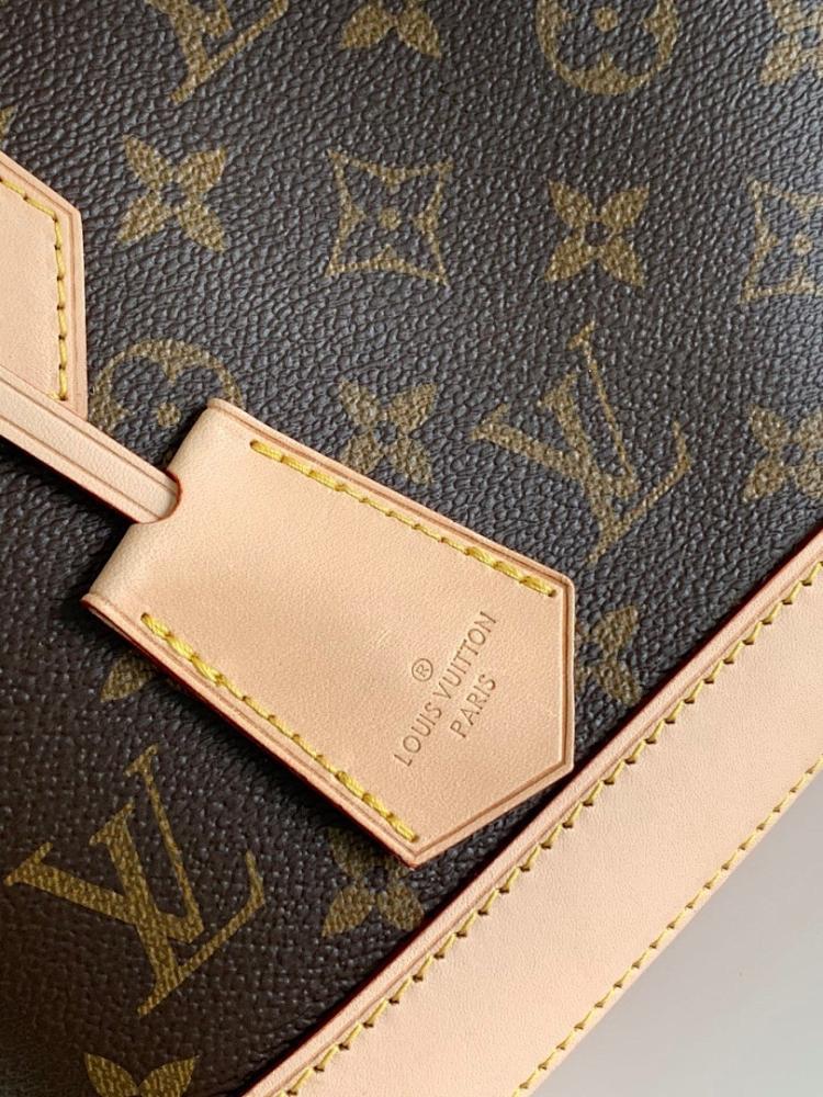 Classic Italian-Inspired Top Handle Bag