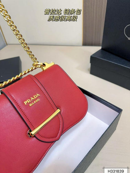 Elegant Shoulder Bag