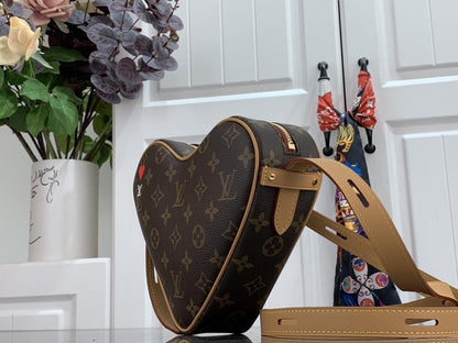 Classic Shoulder Bag