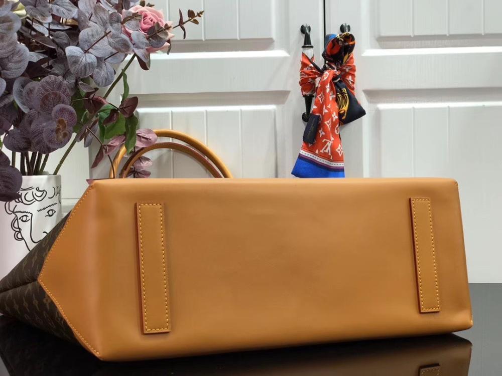 Leather Travel Bag