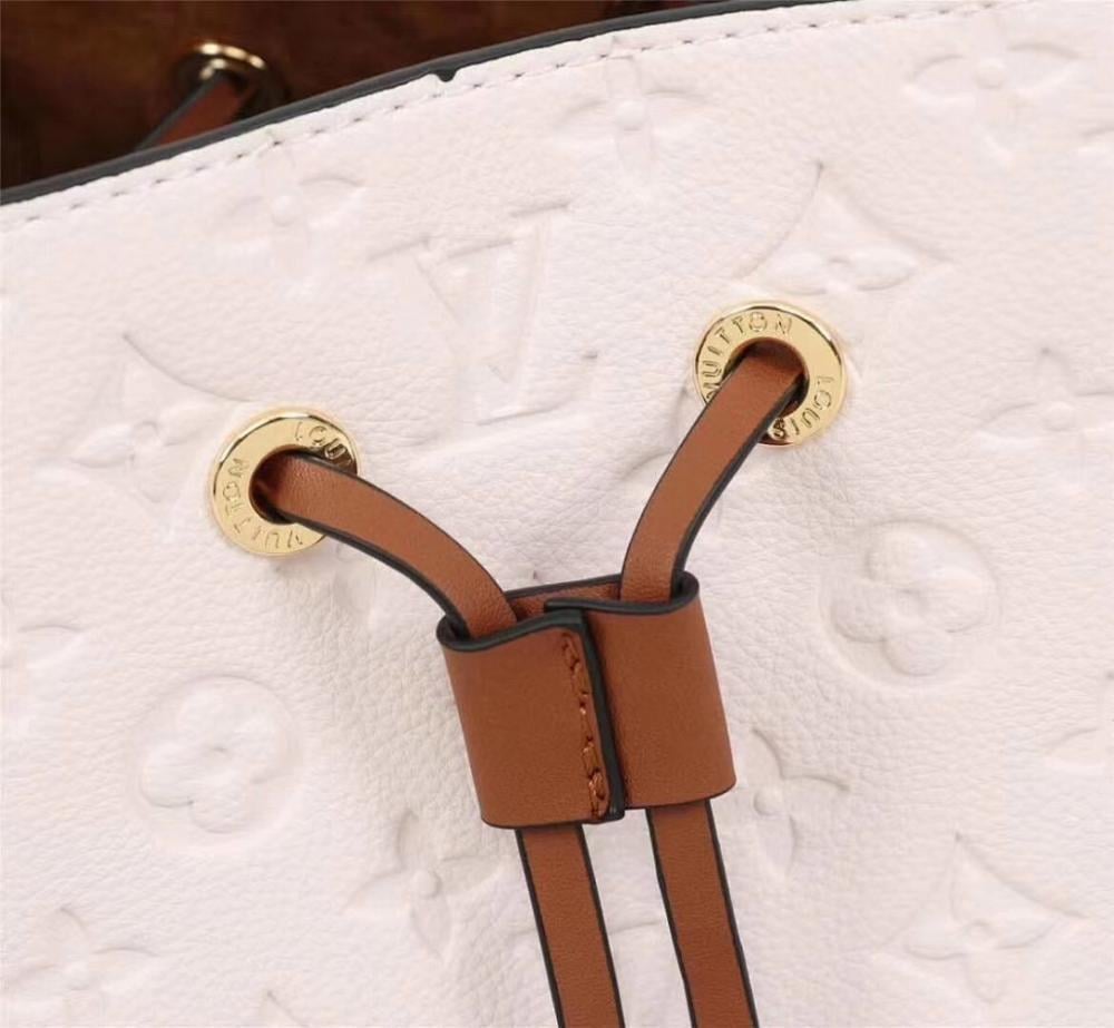 Luxury Stylish Leather Bucket Bag – Limited Edition
