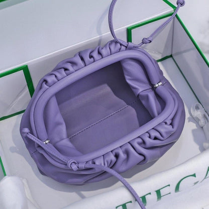 Classic Italian-Inspired Leather Crossbody Bag