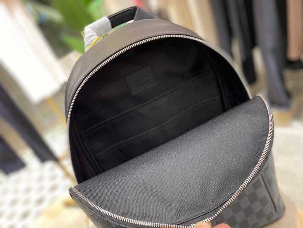 Stylish Refined Leather Shoulder Bag