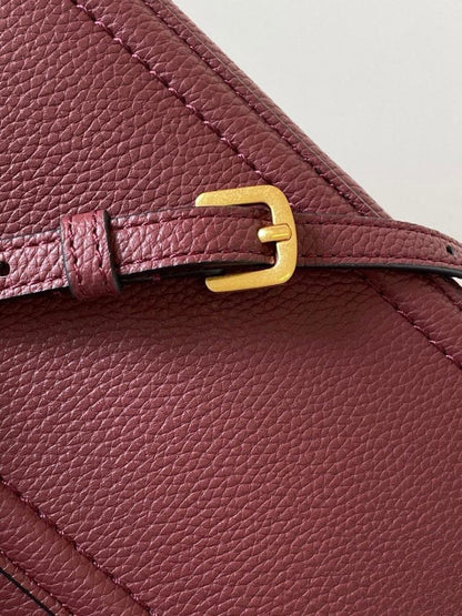 Stylish Refined Leather Crossbody Bag