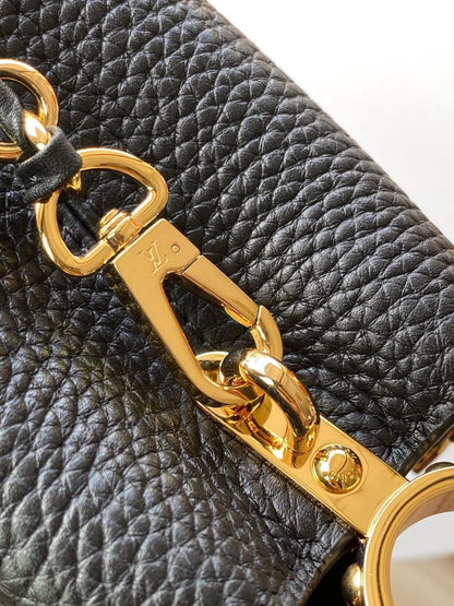 Capucines Calfskin Wallet