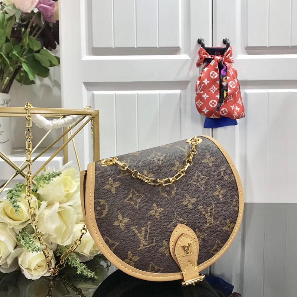 Classic Shoulder Bag