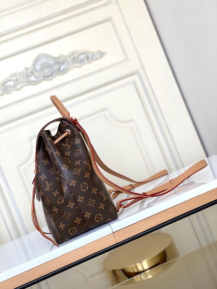 Italian-Inspired Elegant Leather Crossbody Bag