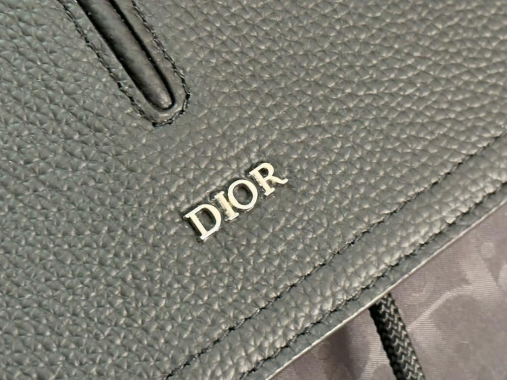 Stylish Premium Calfskin Top Handle Bag