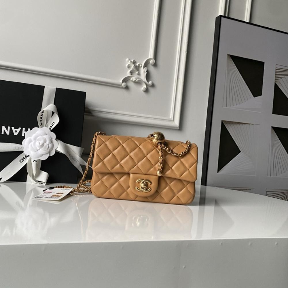 Classic Crossbody Bag