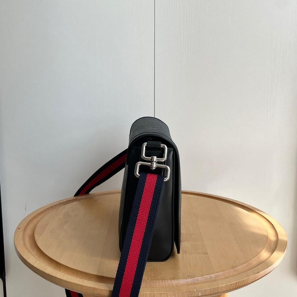 Stylish Shoulder Bag – Special Edition