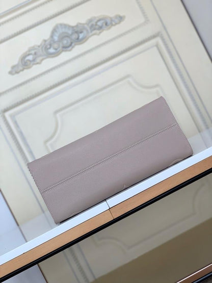 Elegant Refined Printed Leather Crossbody Bag