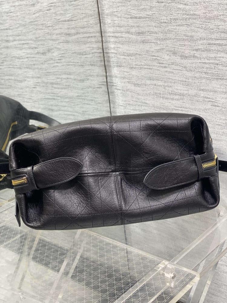 Alma Leather Hobo Bag