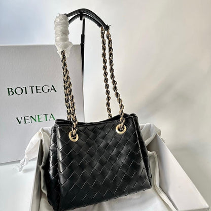 Elegant Stylish Shoulder Bag – Special Edition