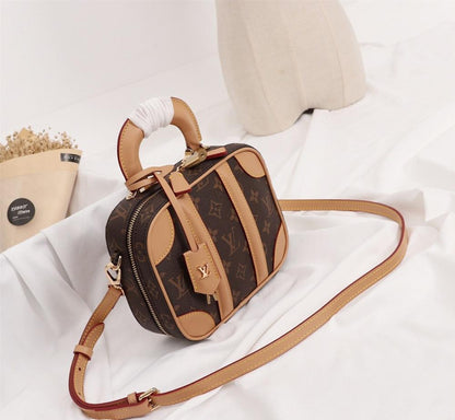 Luxury Elegant Gold Monogram Calfskin Shoulder Bag
