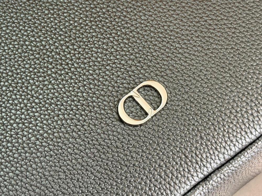 Modern Italian-Inspired Black Leather Crossbody Bag