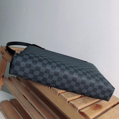 Modern Refined Silver Leather Travel Bag