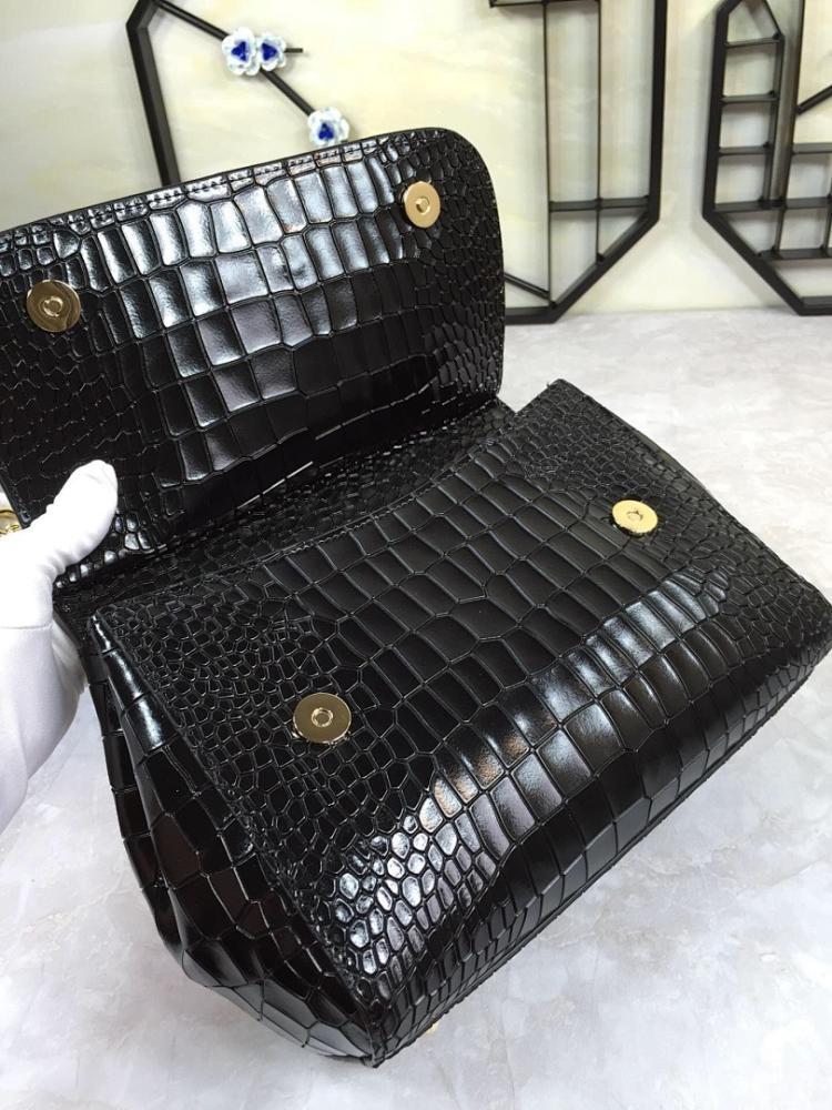 Modern Leather Crossbody Bag – Special Edition