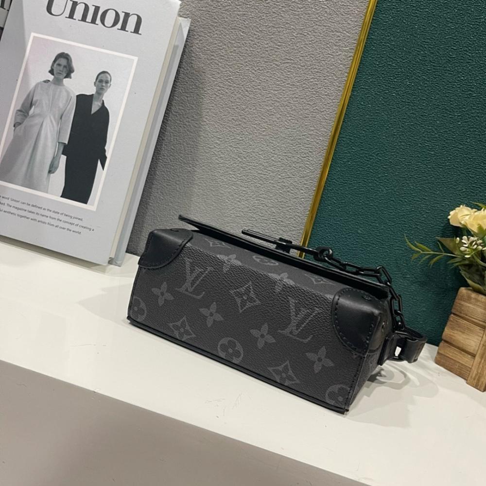 Classic Luxury Shoulder Bag