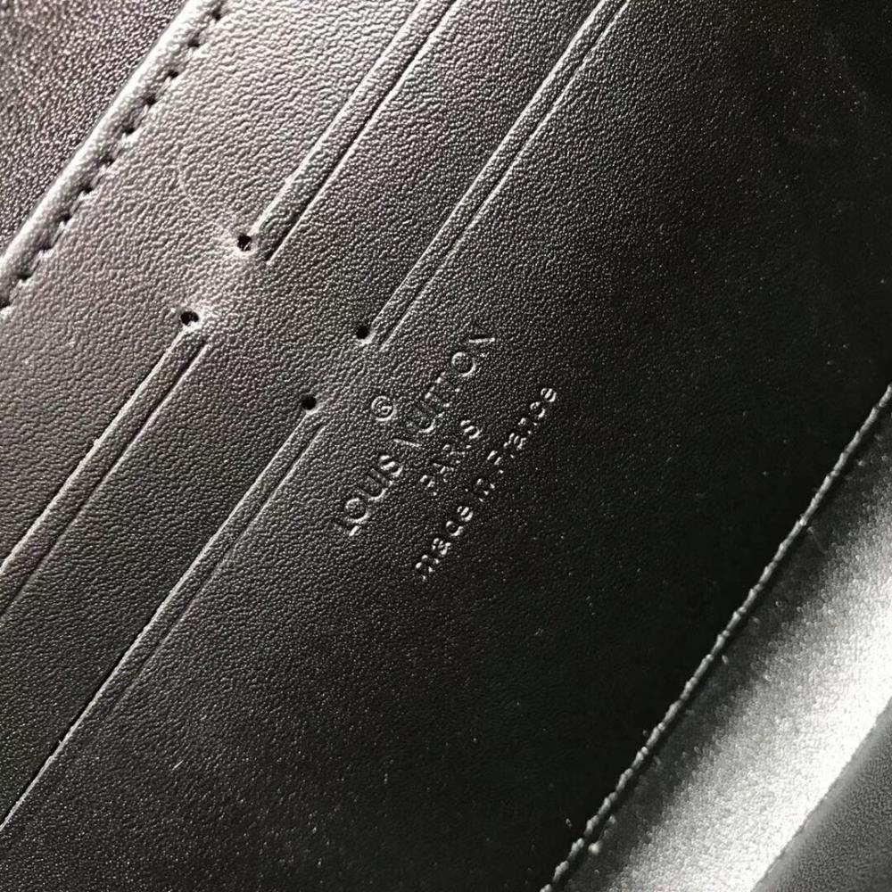 Elegant Wallet