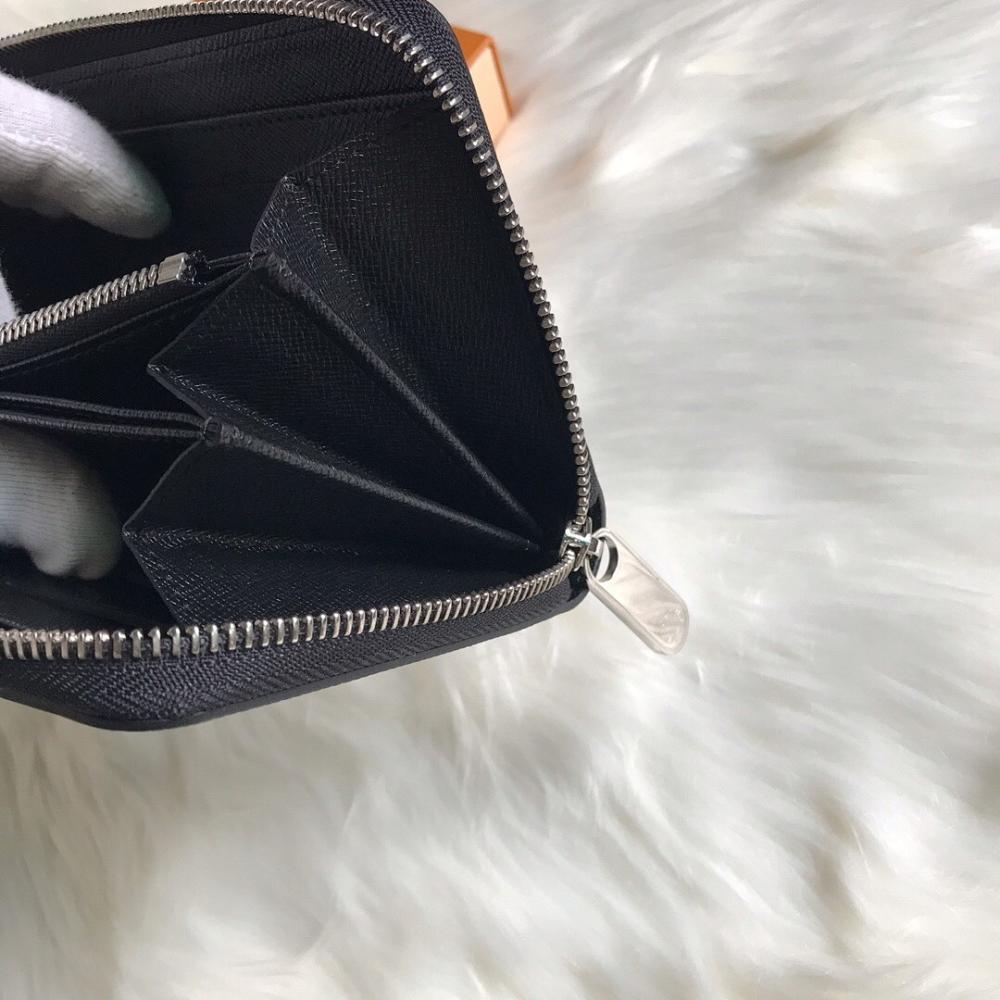 Modern Wallet
