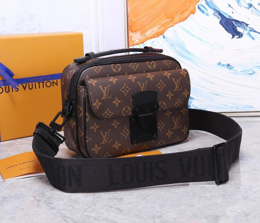 Modern Elegant Canvas Shoulder Bag
