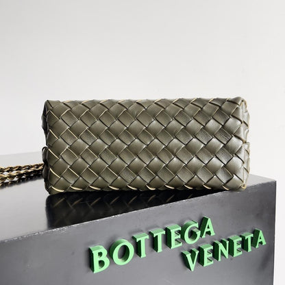 Classic Leather Shoulder Bag