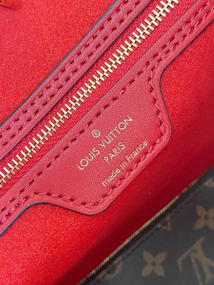 Stylish Refined Leather Bag
