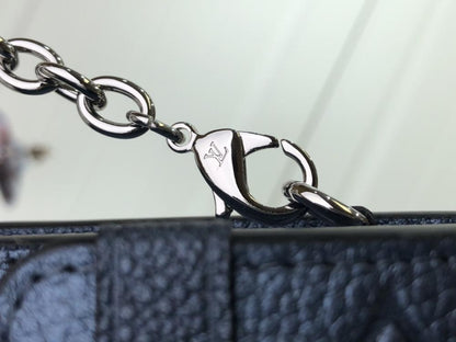 Elegant Crossbody Bag