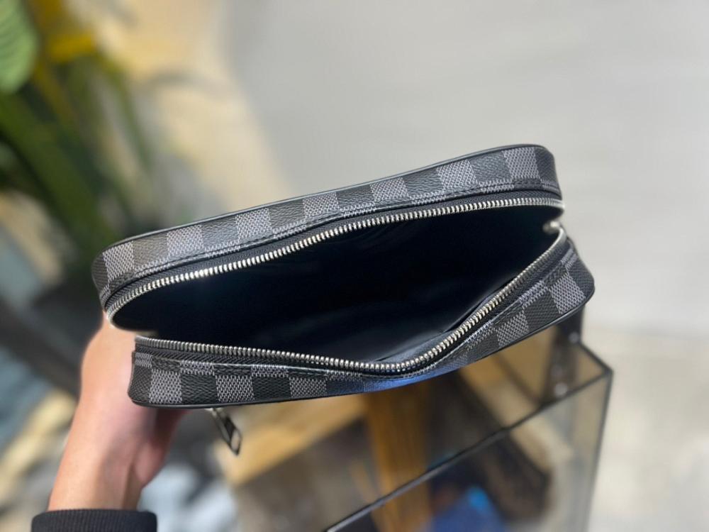 Classic Elegant Leather Bag
